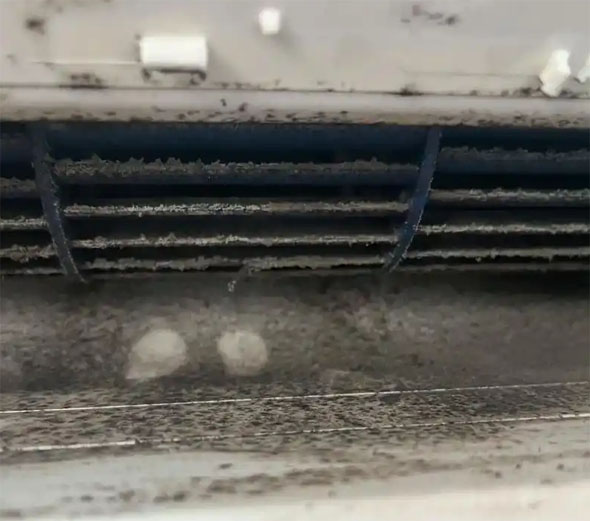 彰武空调吹的风有股烧焦味是怎么回事